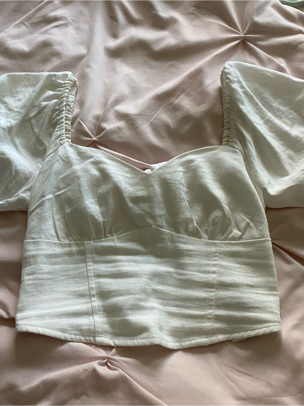 Hollister XS Sweetheart Neck Puff Sleeve Linen Crop Top in white